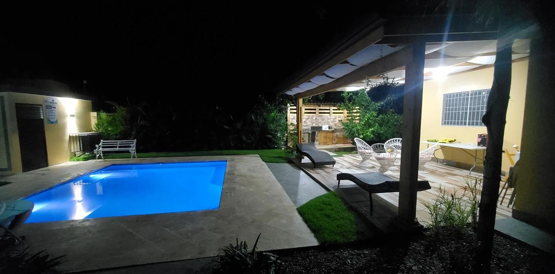 Villa Rosalia Jarabacoa Con Piscina Climatizada Dominikanska republiken