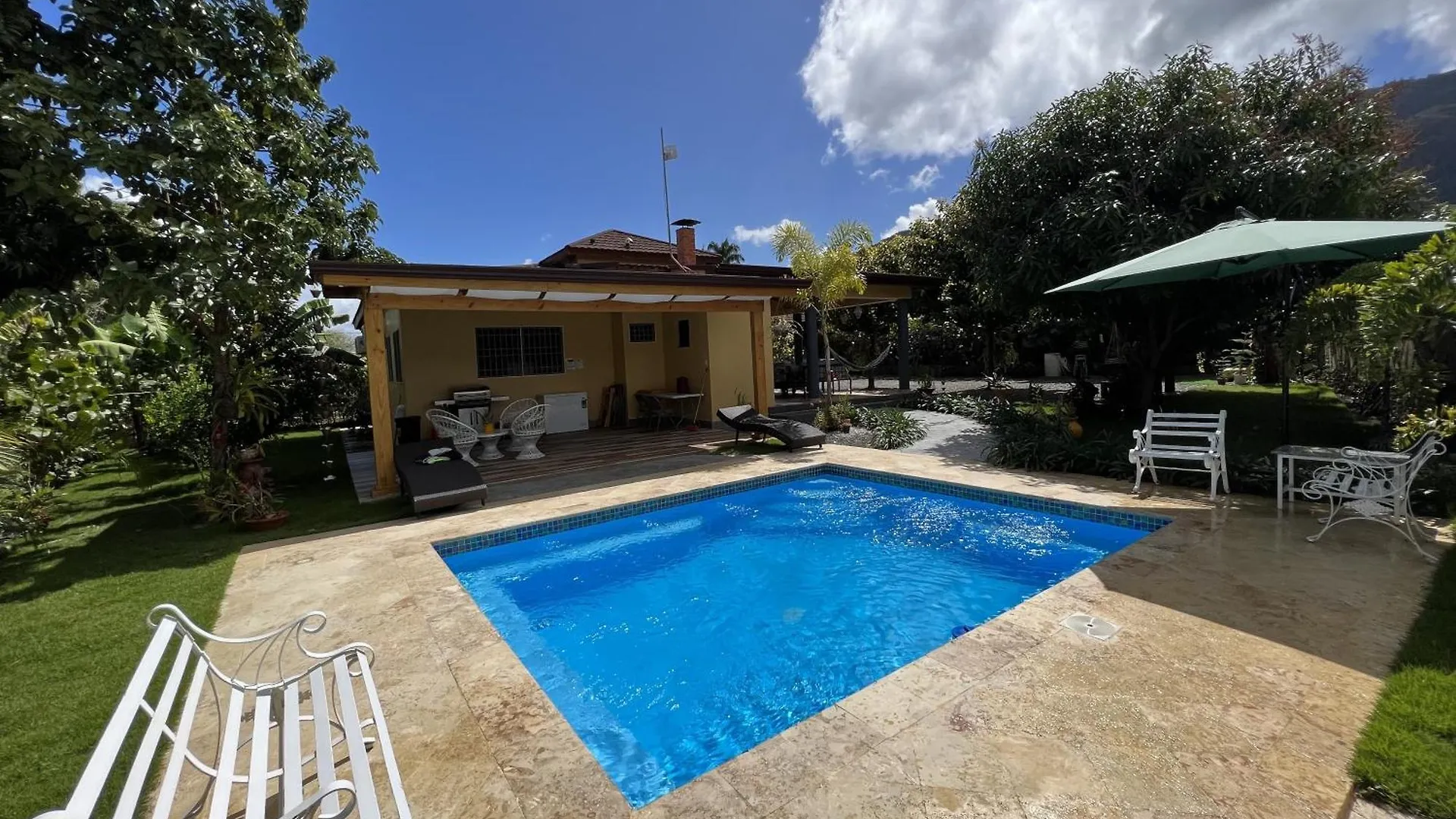 Villa Rosalia Jarabacoa Con Piscina Climatizada